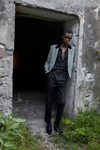 Look 14